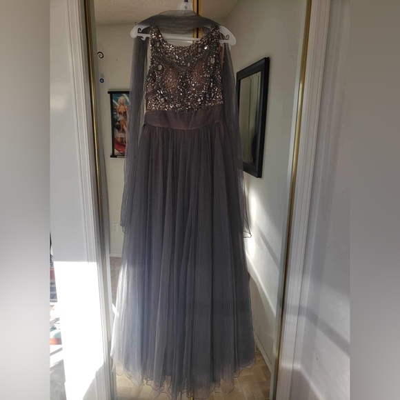 Grey Grad Dress with Bling - Picture 6 of 7